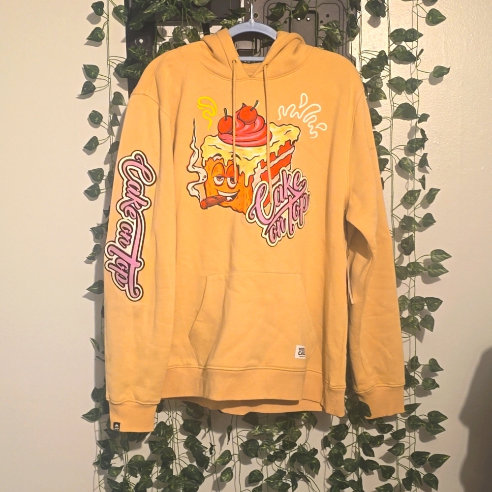 NWT Wedding Cake embroidered Sweatshirt